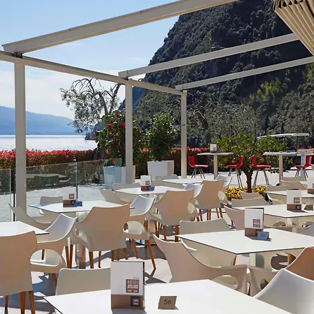 Atilius - Adults Only 4* Limone sul Garda