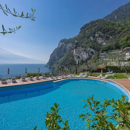 Atilius - Adults Only 4* Limone sul Garda
