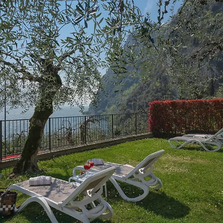 Atilius - Adults Only Hotel Limone sul Garda